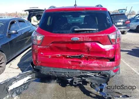 2017 Ford Escape Se z USA, uszkodzony, nr VIN 1FMCU9G9XHUB00178